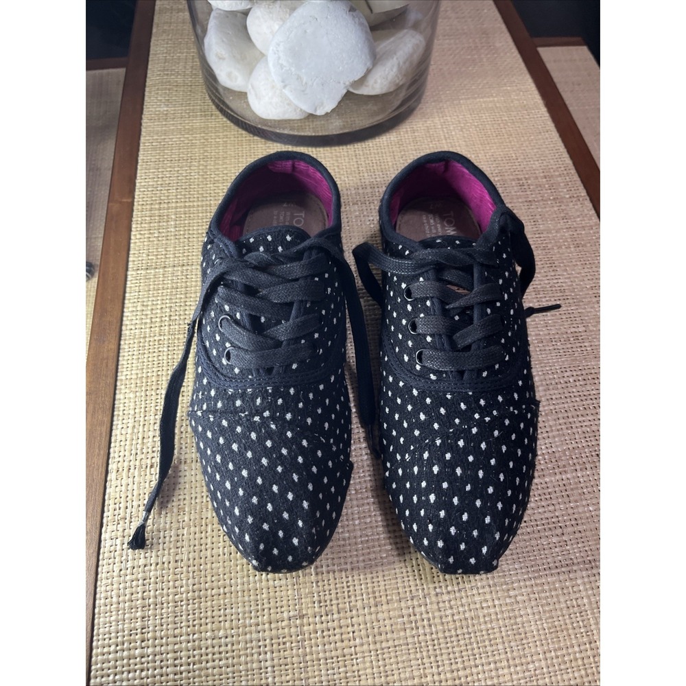 Toms Black‎ Dot Women Cordones Size 7 EUC